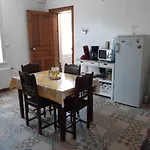 Bed & Breakfast Au Coeur De L'enclave