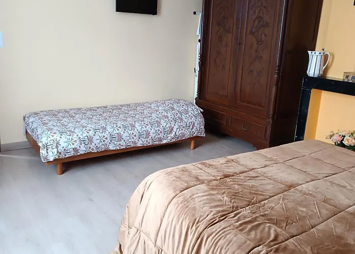 Au Coeur De L'enclave Bed & Breakfast